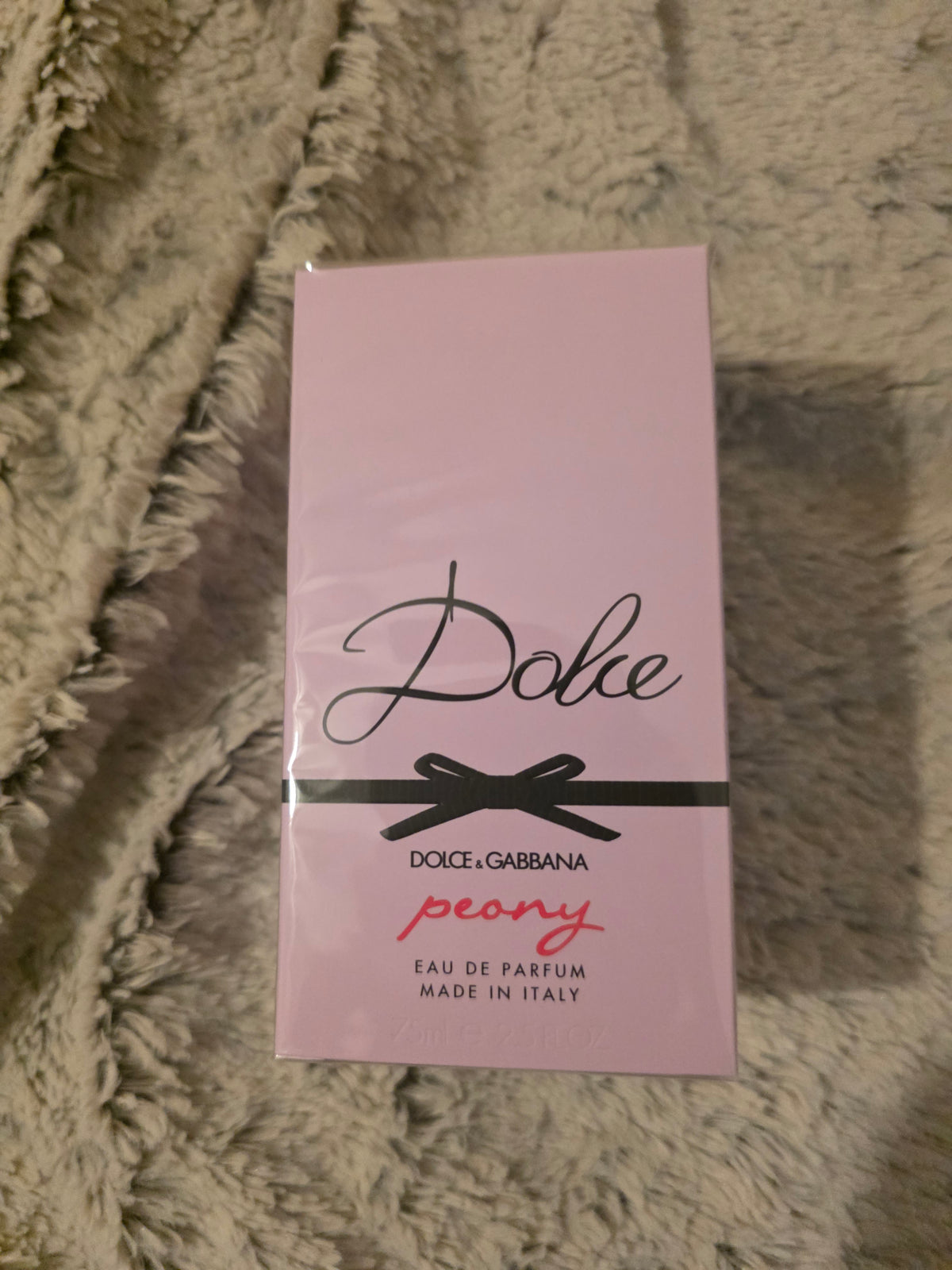 Dolce & Gabbana Dolce Peony Eau de Parfum pink box